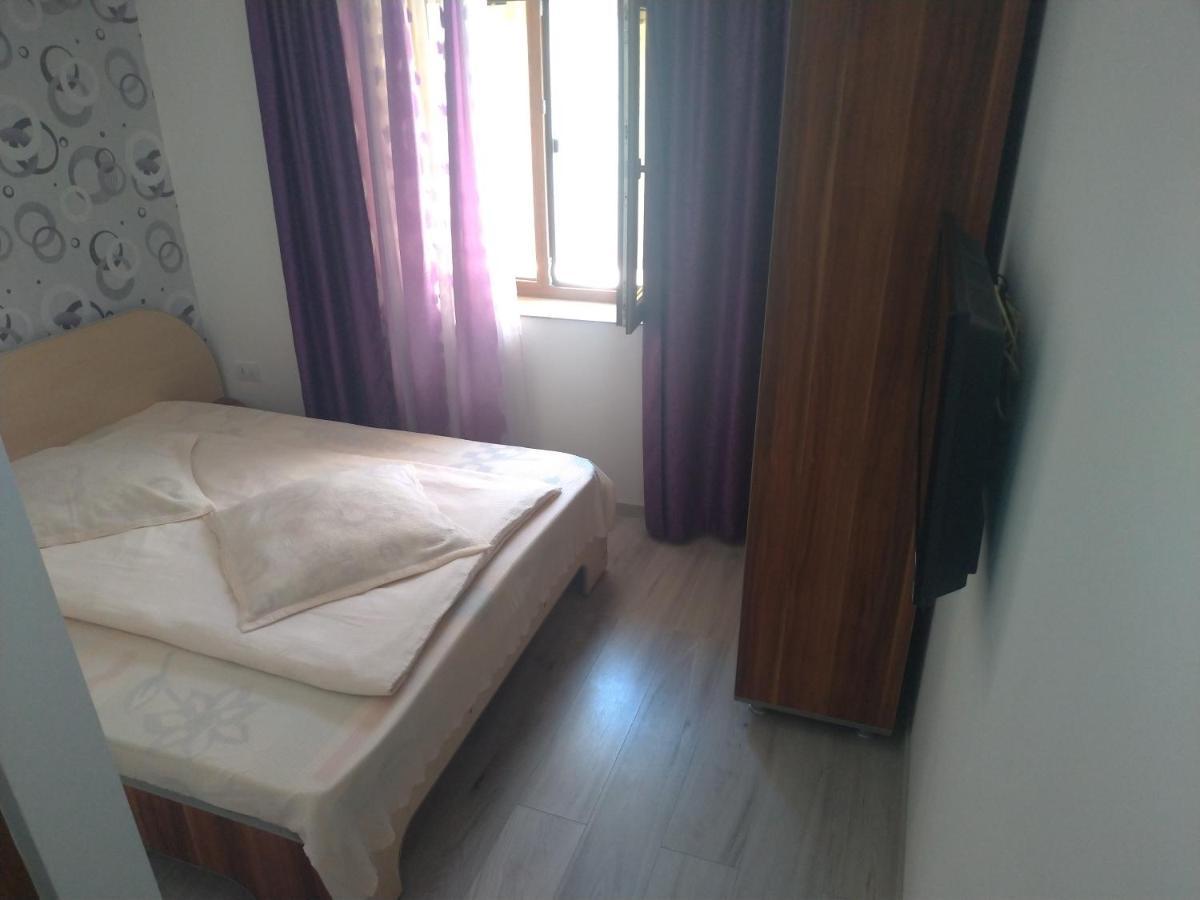 Casa Elena Hotel Două Mai Екстериор снимка