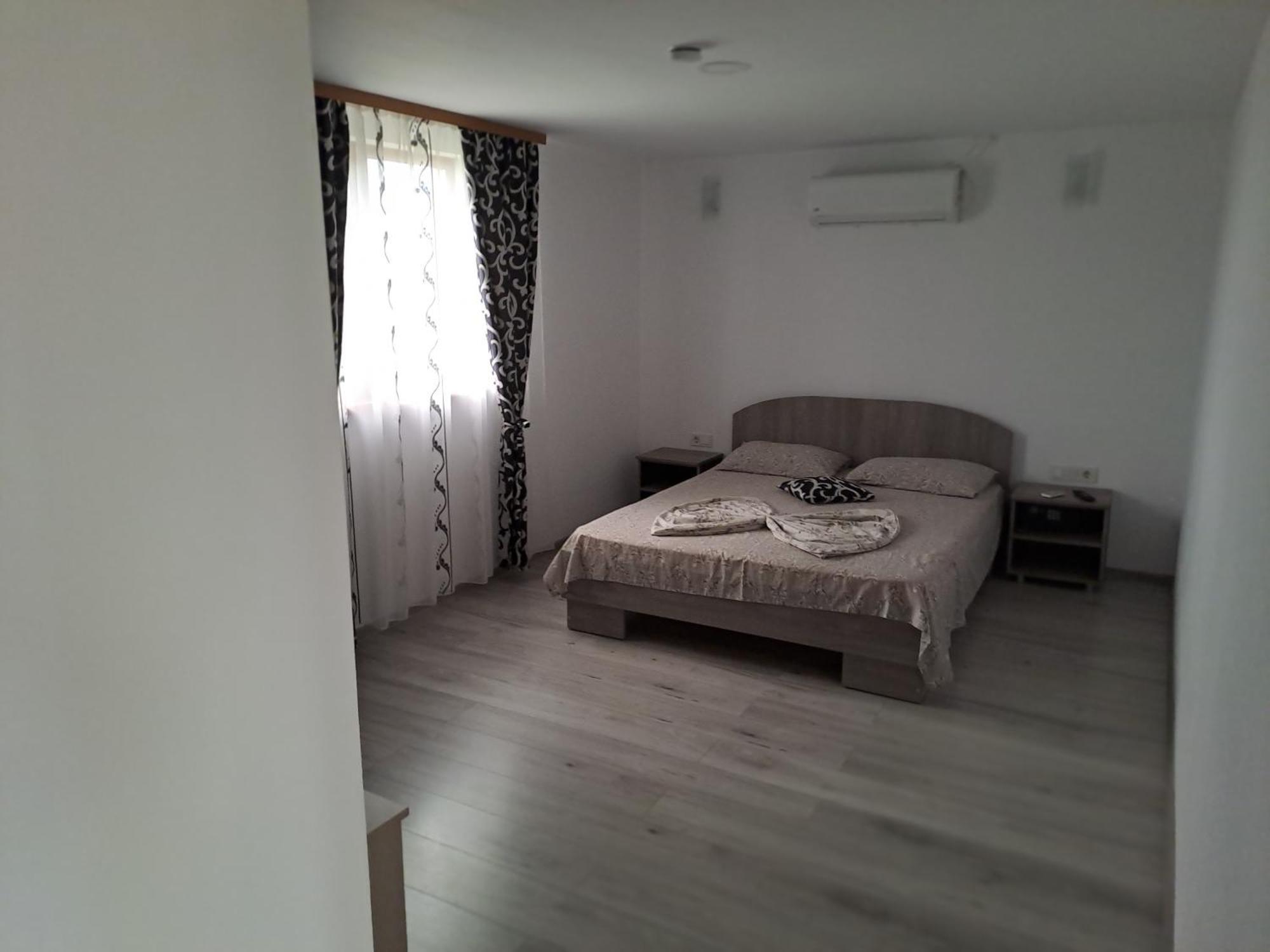Casa Elena Hotel Două Mai Стая снимка