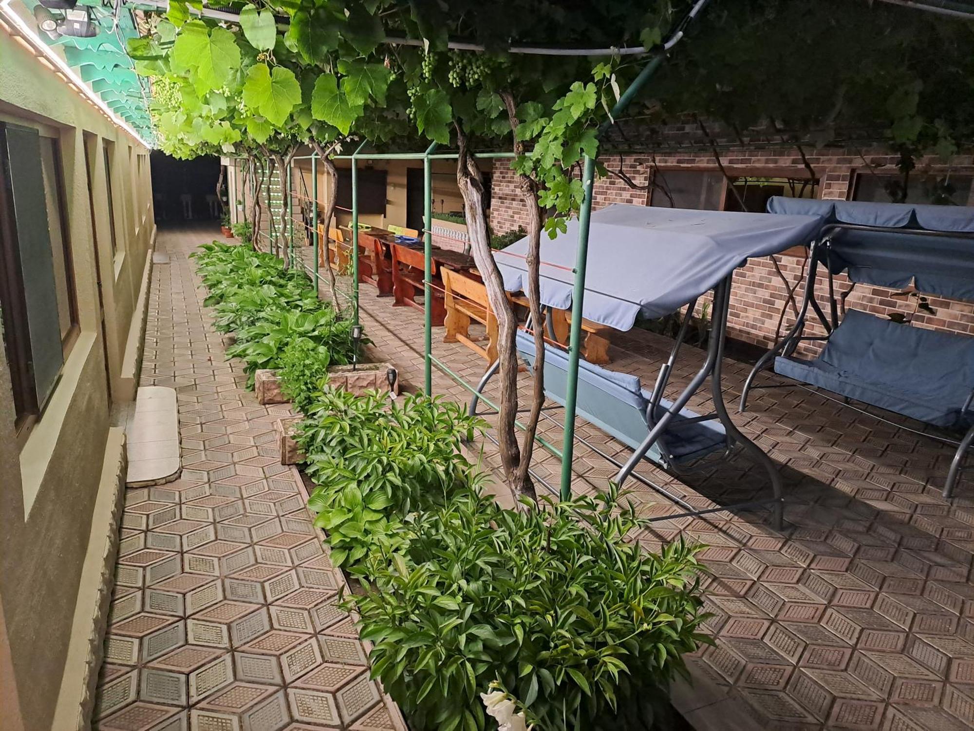 Casa Elena Hotel Două Mai Екстериор снимка