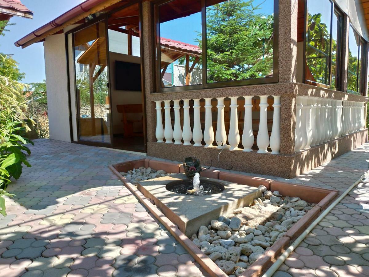 Casa Elena Hotel Două Mai Екстериор снимка